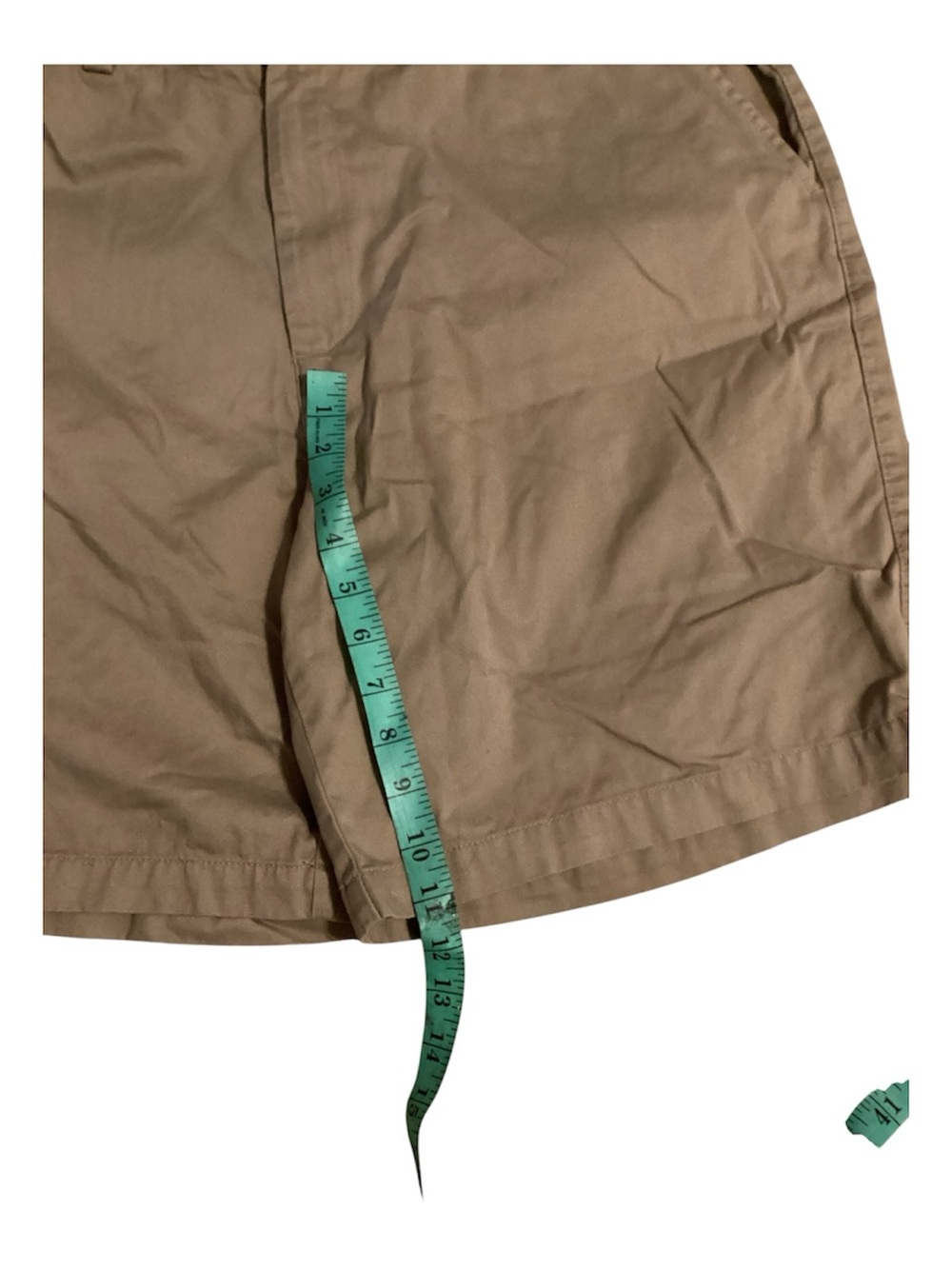 Geoffrey Beene Men's Tan Flat-Front Shorts - Picture 9 of 11